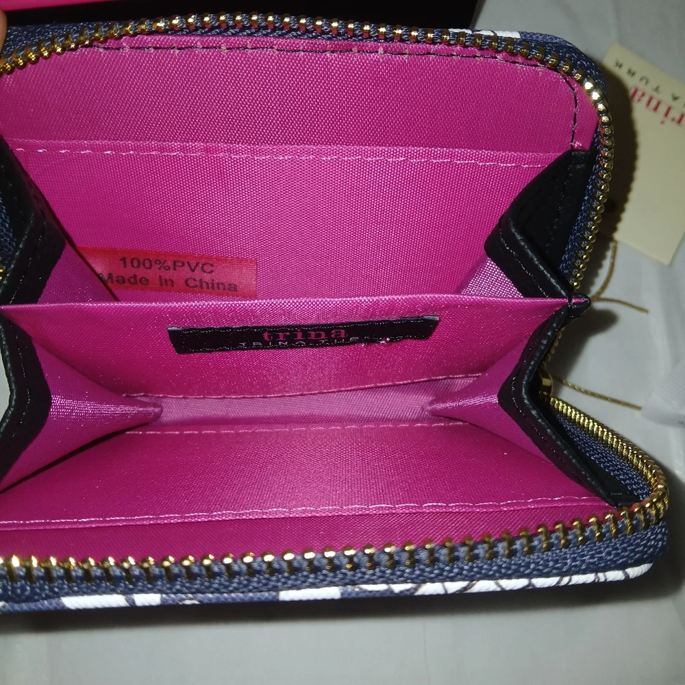Trina Turk Zip Around Cardholder Wallet In Box, Faux Leather, Floral - Picture 7 of 9